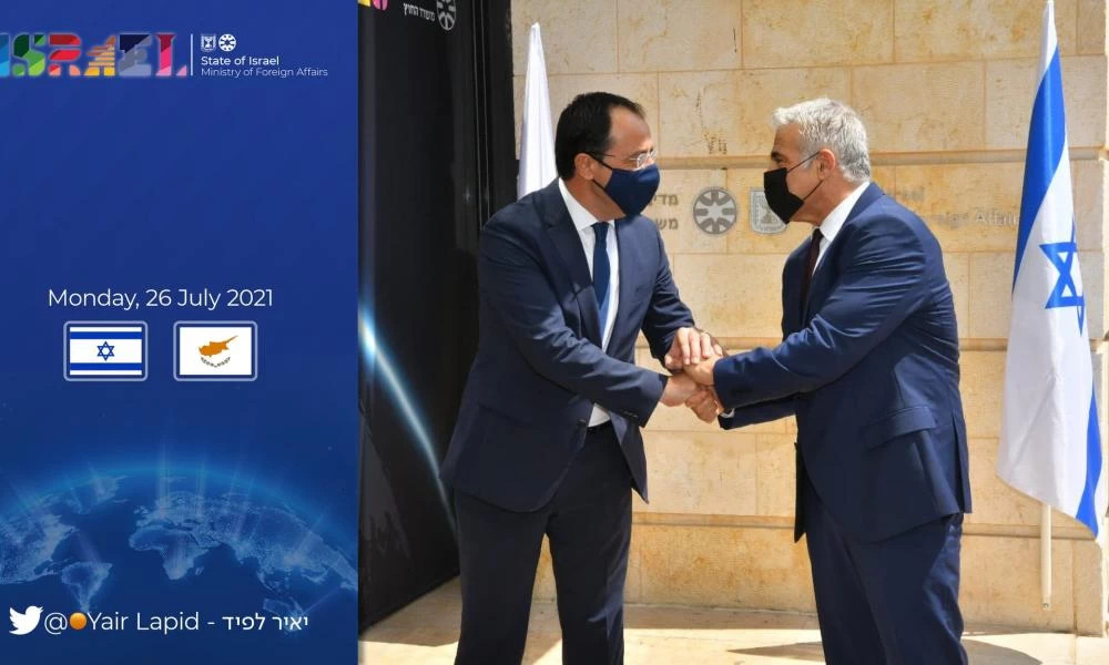 Το Ισραήλ στηρίζει Κύπρο - Λαπίντ: ''Καταδικάζουμε τις τουρκικές προκλήσεις''